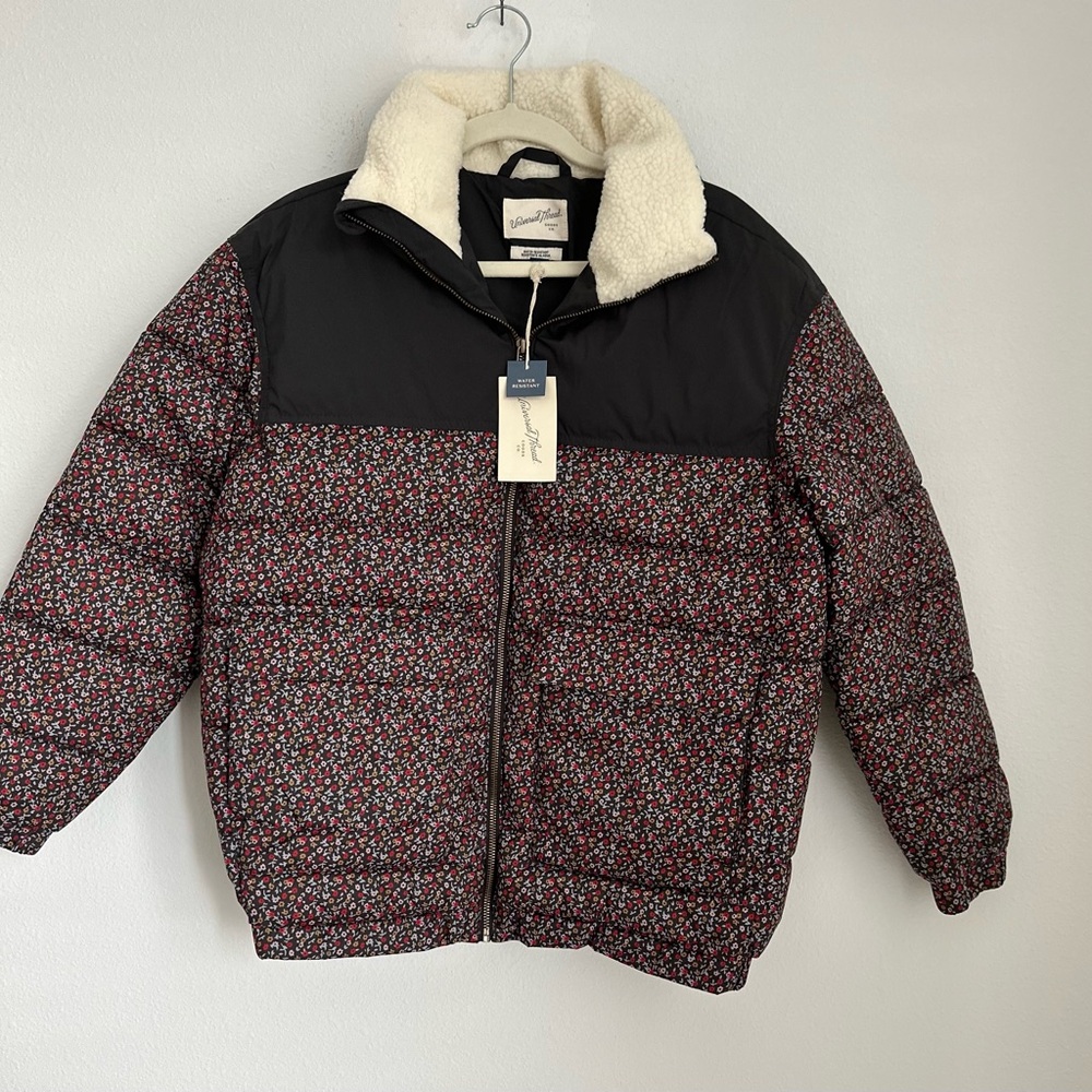Universal Thread Black & Burgundy Floral Puffer Bomber Jacket